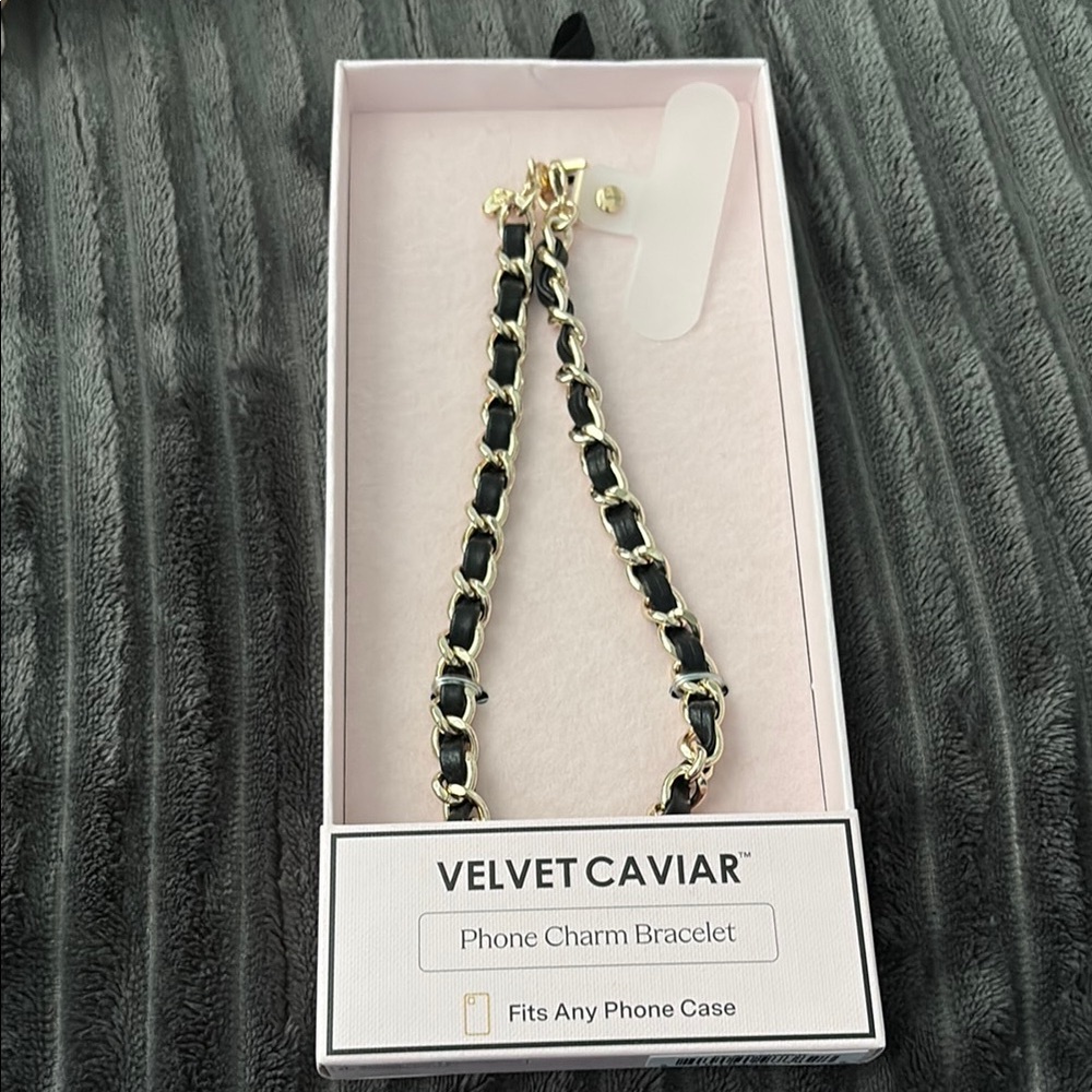 Velvet Caviar Black and Gold Phone Charm Bracelet